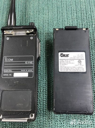 Портативная радиостанция Icom IC-F4S