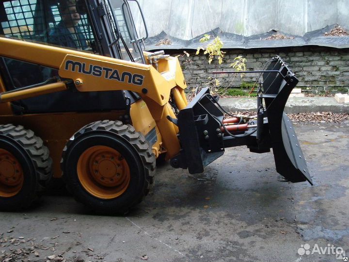 Отвал на мини погрузчик