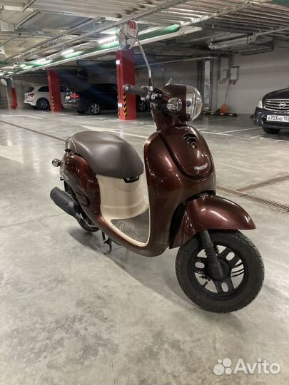 Скутер Honda Giorno PGM-FI AF70