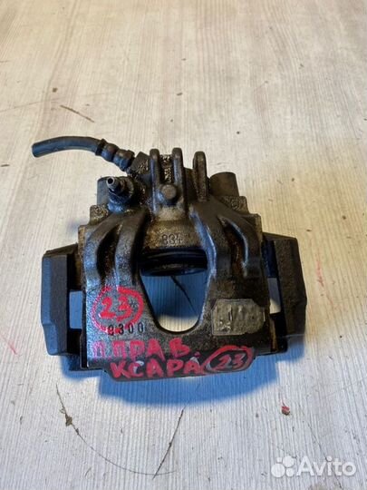 Суппорт передний правый Citroen Xsara N1 TU3JP