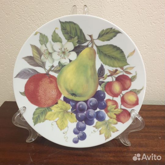 Тарелка настенная Чехия Queens Crown