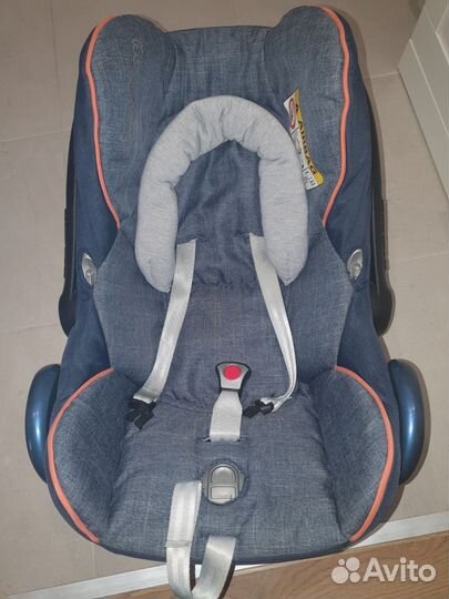 Автокресло Maxi cosi cabriofix 0+