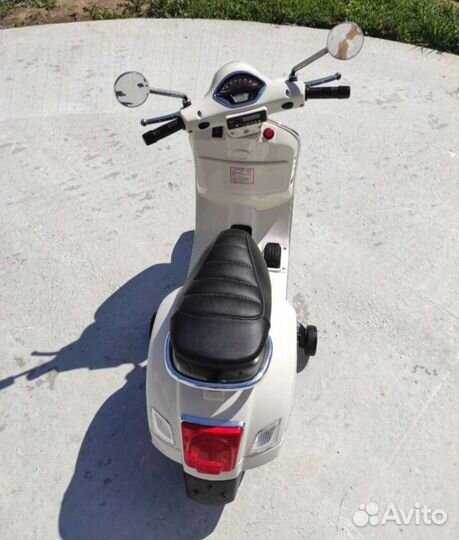 Электромотороллер kreiss vespa состояние нового