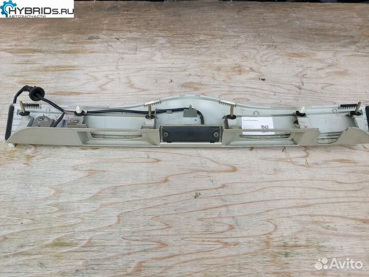 Ручка багажника Toyota Prius 2 NHW20 (2003 - 2011)