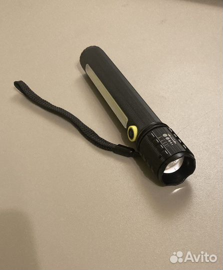 Фонарик облегченный аккумуляторный