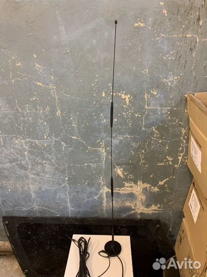 Антенна автомобильная на магните с адаптером телеф