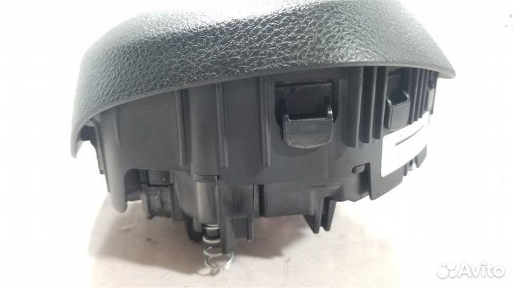 Крышка подушка безопасности (в рулевое колесо) Toyota C-HR