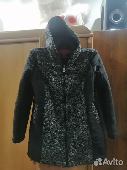 Много верхней одежды и обуви