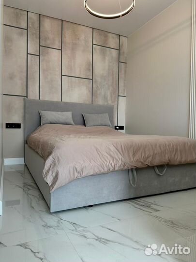 Кровать двуспальная