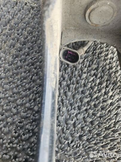 Пневмостойка передняя правая Porsche Cayenne 1