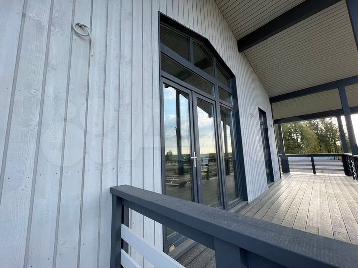 Дом 163,4 м² на участке 10 сот.