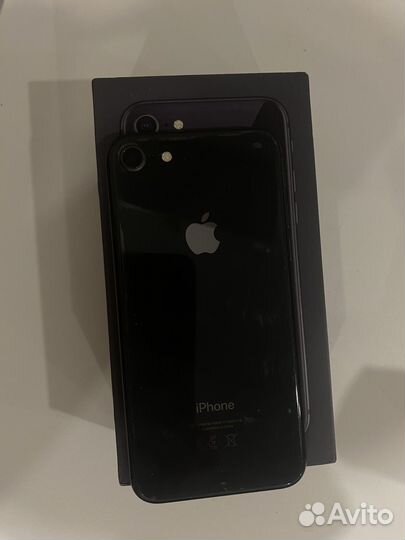 iPhone 8, 64 ГБ