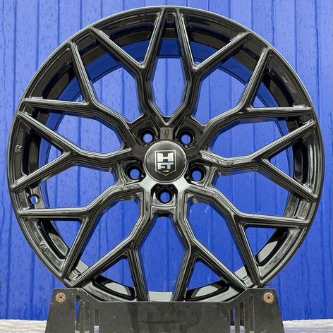 Литые диски Vossen HF2 8.5×R20 5×114.3
