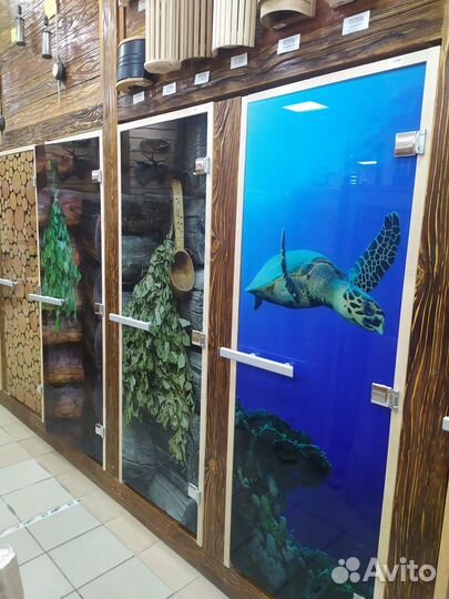 Стеклянная дверь в сауну и баню