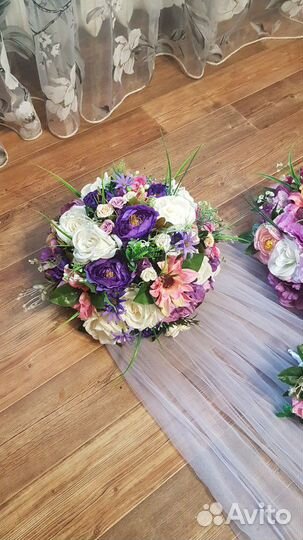 Свадебные украшения на машину