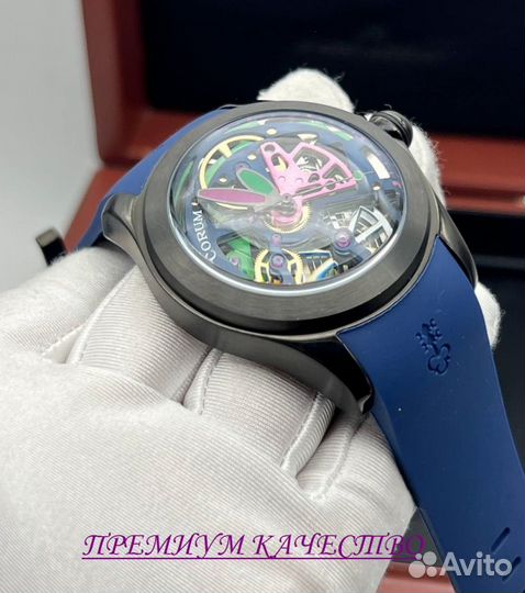 Часы Corum