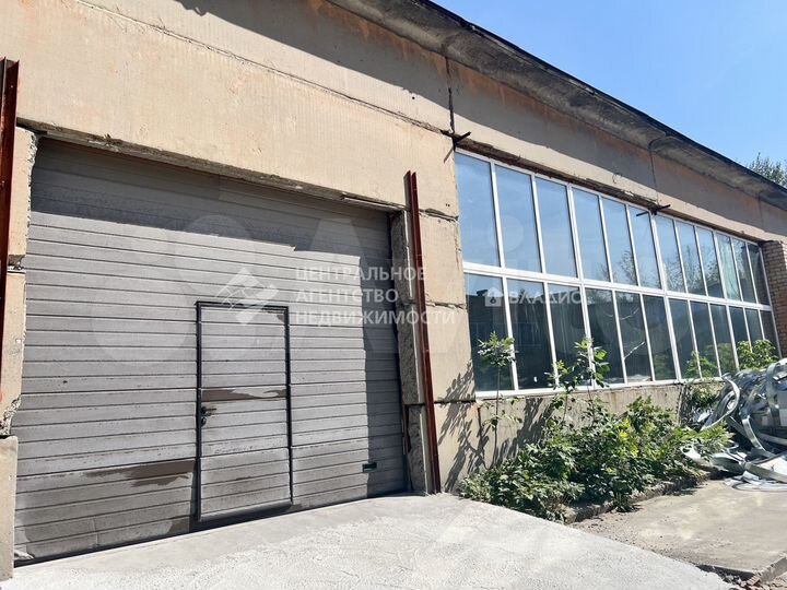 Сдам здание, 721.6 м²