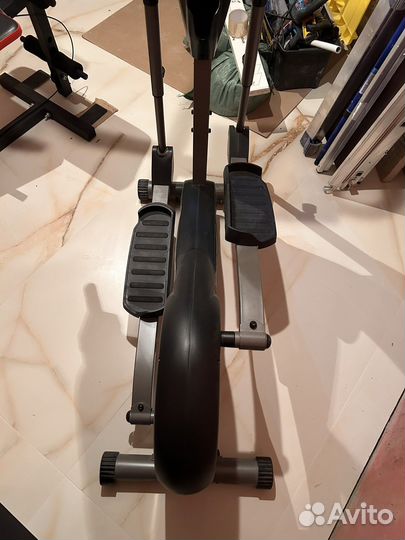 Эллиптический тренажер Larsen E7000P