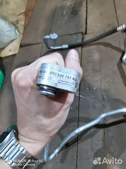 Трубка кондиционера Skoda Fabia 2 6R2820743AQ