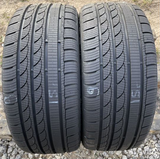 Minerva S210 Ice Plus 245/45 R18