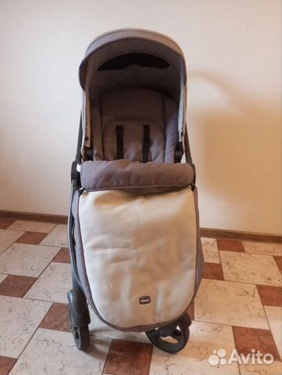 Коляска Chicco 3 в 1