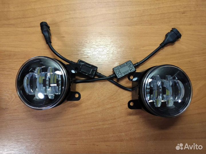Противотуманные фары Веста, Форд, Рено