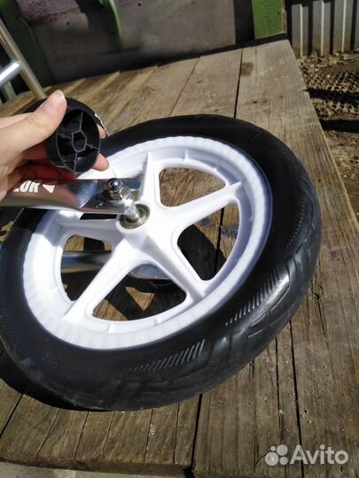 Новый беговел от 1,5-5 лет легкий вес 1,98 кг