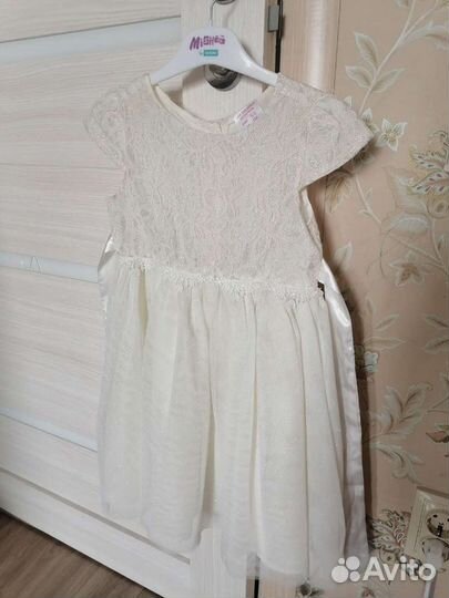 Нарядное платье для девочки