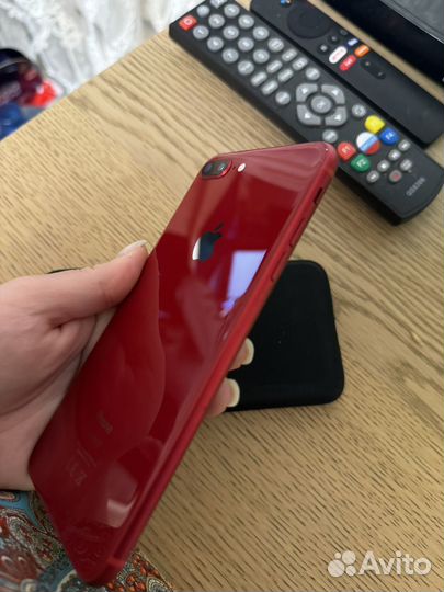 iPhone 8 Plus, 64 ГБ