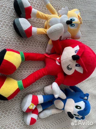 Мягкая игрушка соник бум