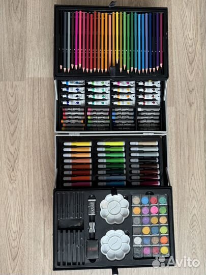 Набор для рисовния в чемоданчике
