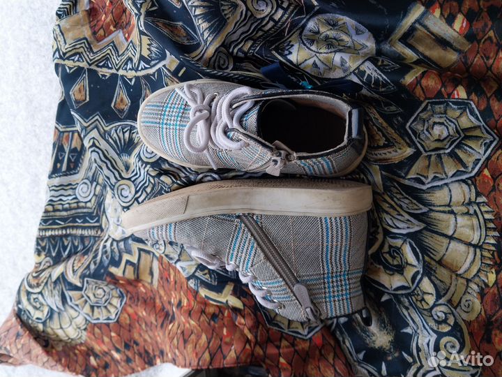 Ботинки демисезонные для девочки 27 р-р