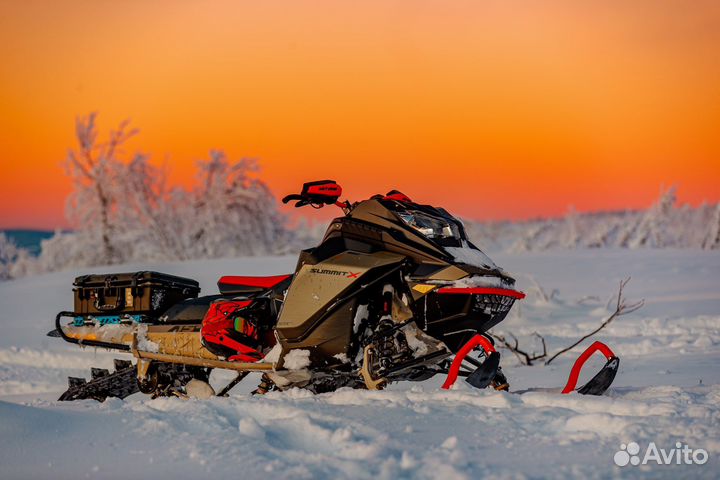 Снегоход BRP SKI DOO summit X 850 E -etec 2022года
