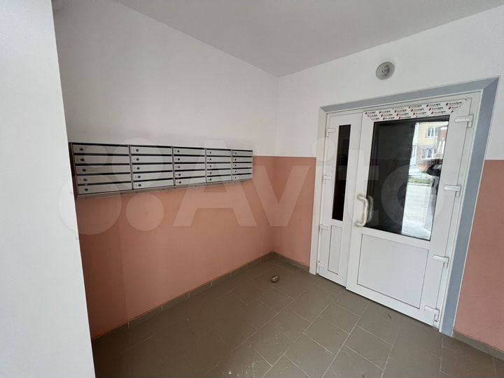 2-к. квартира, 60,7 м², 2/5 эт.