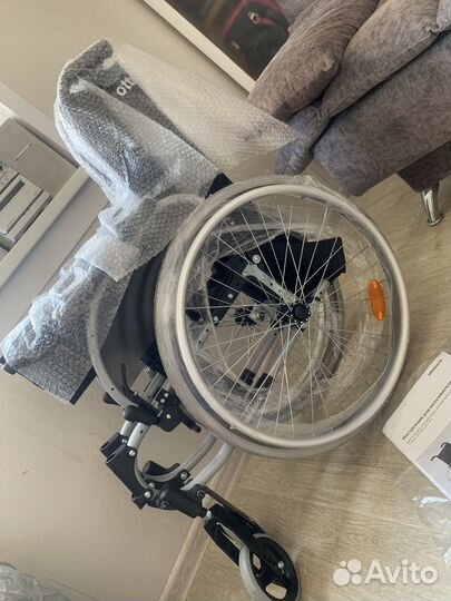 Инвалидная коляска новая