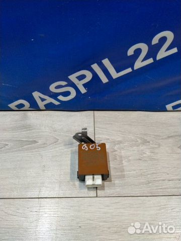 Блок управления стеклоочистителей Toyota Mark Ii