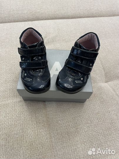 Ботинки демисезонные 23 размер