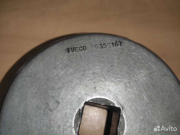 Ключ для регулировочной гайки ступицы stralis