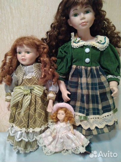 Коллекционная фарфоровая кукла