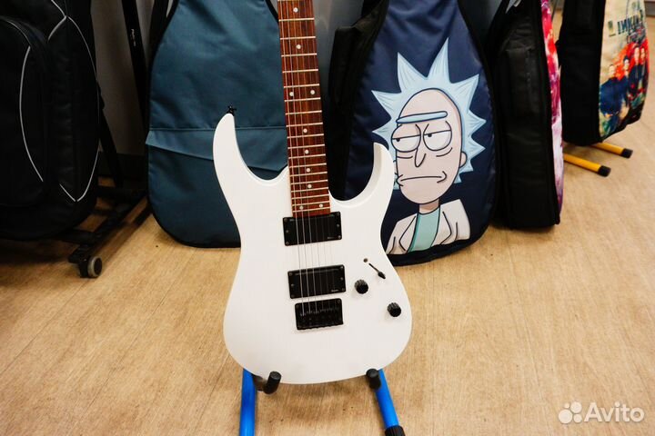 Электрогитара с комбиком