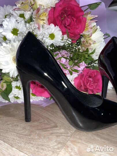 Туфли женские 36 размер черные