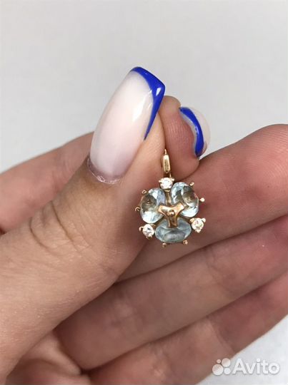 Золотые серьги с топазами и фианитами
