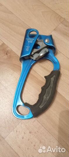 Альпинистское снаряжение бу