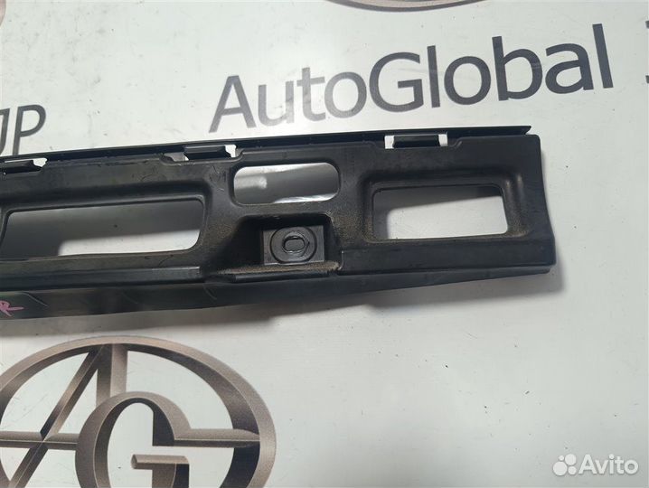 Усилитель заднего бампера Volkswagen Scirocco