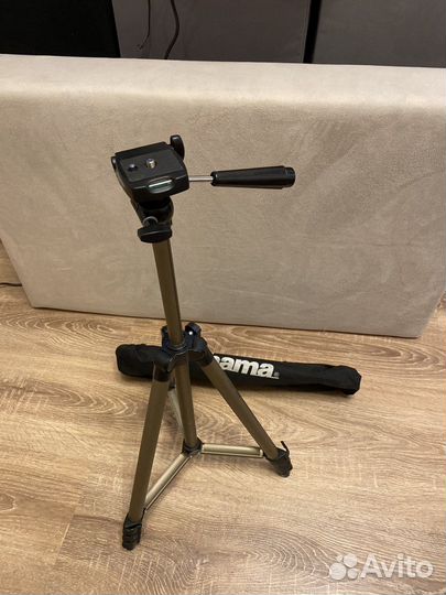 Штатив Hama для фотоаппарата с уровнем