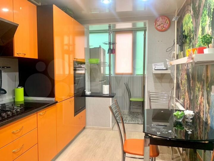 2-к. квартира, 55 м², 1/9 эт.