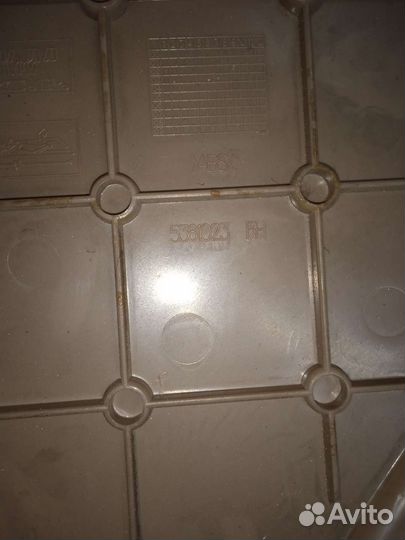 Обшивка салона правая iran khodro samand саманд