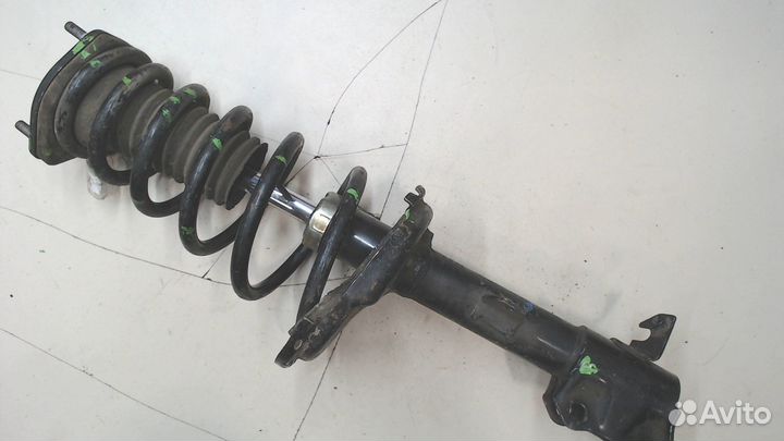 Амортизатор подвески Toyota Highlander 1, 2003