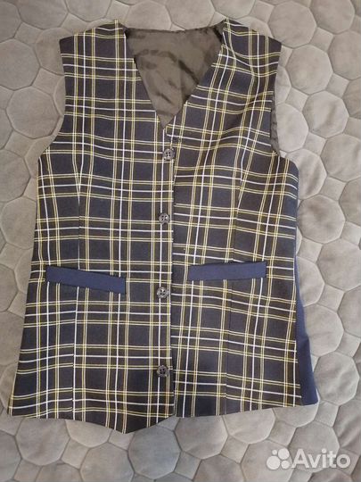 Жилет школьный