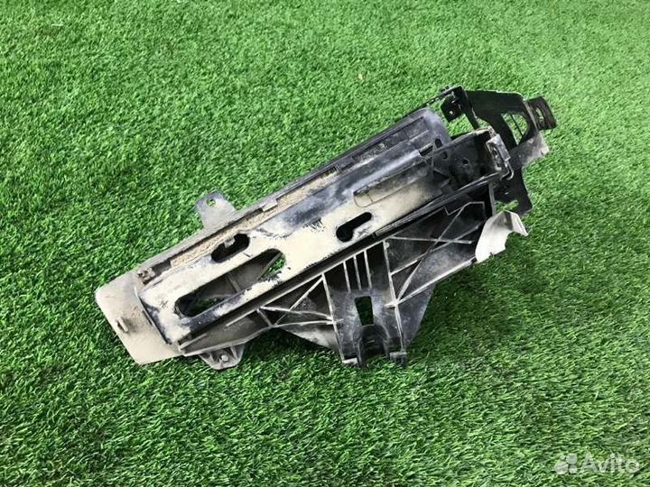 Кронштейн фары передний левый Bmw 5 F10 N52B25